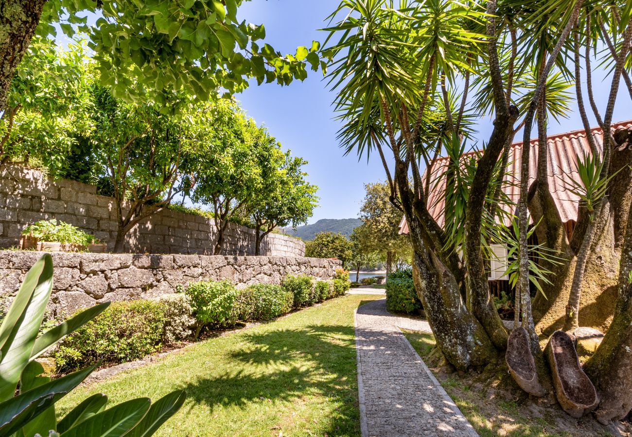 Chalet in Gerês - Sé Apartamentos *Chalé da Caniçada*