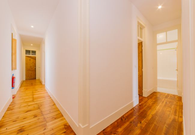Apartment in Lisboa - L4.4- CASTLE VIEW FAMILY & FRIENDS BAIRRO ALTO Apartment in Lisboa - L4.4- CASTLE VIEW FAMILY & FRIENDS BAIRRO ALTO