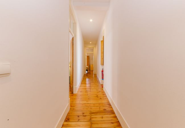 Apartment in Lisboa - L4.4- CASTLE VIEW FAMILY & FRIENDS BAIRRO ALTO Apartment in Lisboa - L4.4- CASTLE VIEW FAMILY & FRIENDS BAIRRO ALTO