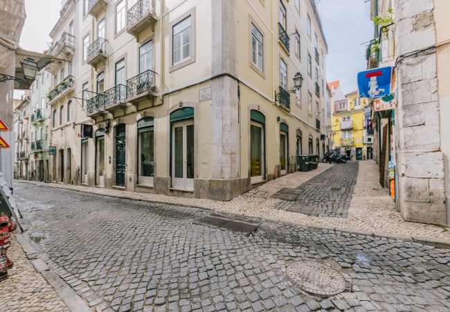 Apartment in Lisboa - L4.4- CASTLE VIEW FAMILY & FRIENDS BAIRRO ALTO Apartment in Lisboa - L4.4- CASTLE VIEW FAMILY & FRIENDS BAIRRO ALTO