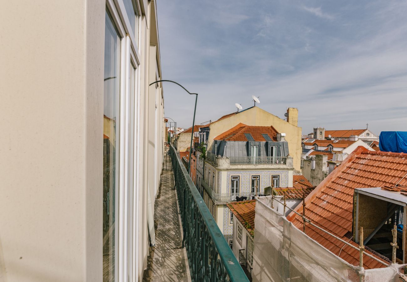 Apartment in Lisbon - NEW! RENT4REST CASTLE VIEW FAMILY & FRIENDS BAIRRO ALTO