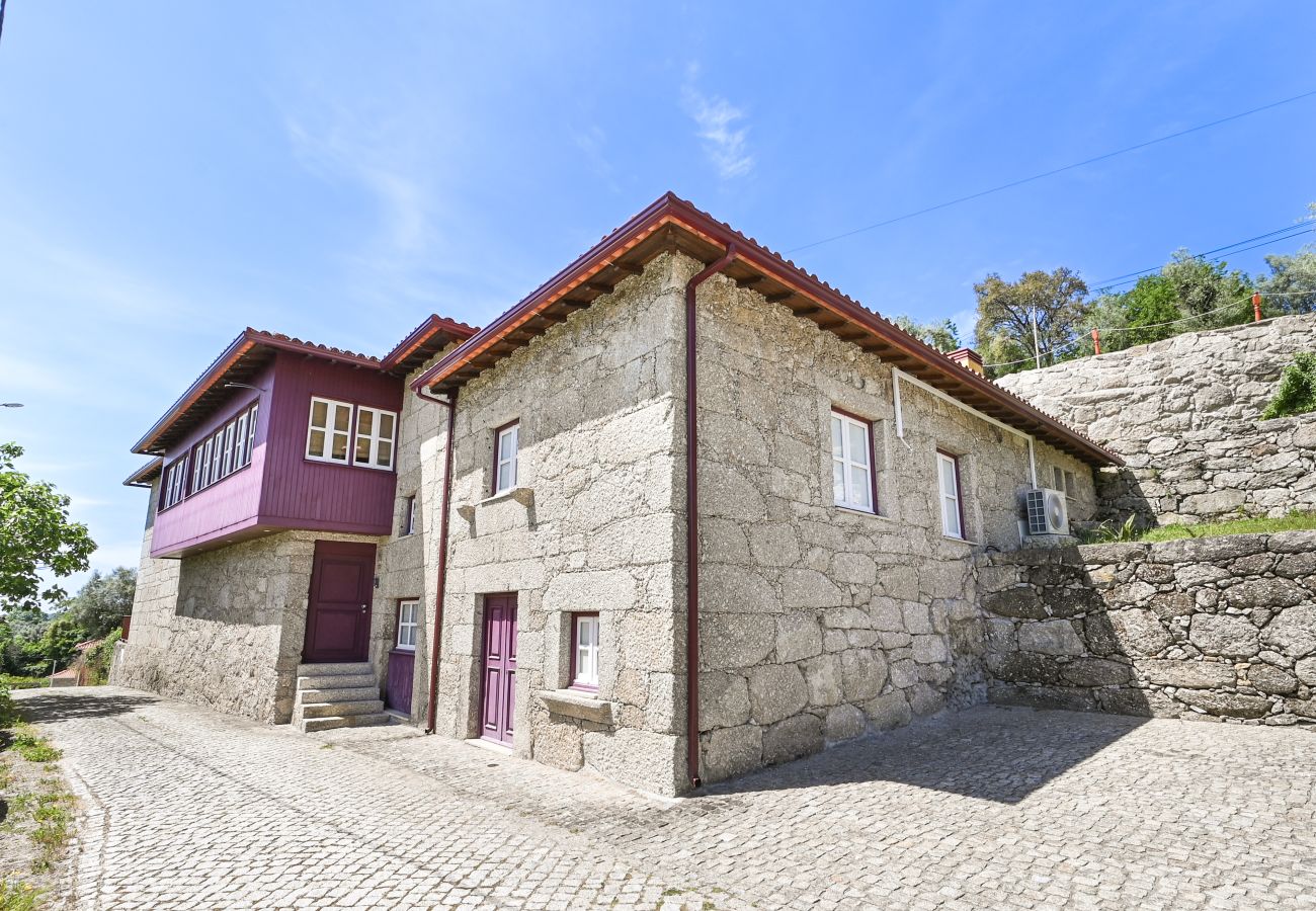 Farm stay in Amares - Quinta Rolim do Bouro