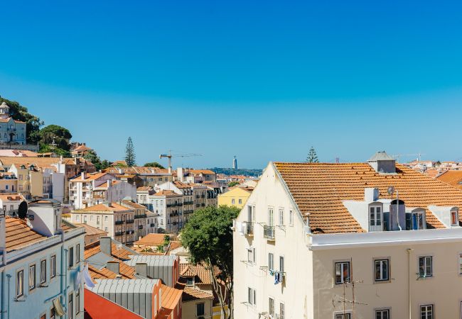 Apartment in Lisboa - L8 Graca 2Bdr Pool Castle View & Park Apartment in Lisboa - L8 Graca 2Bdr Pool Castle View & Park