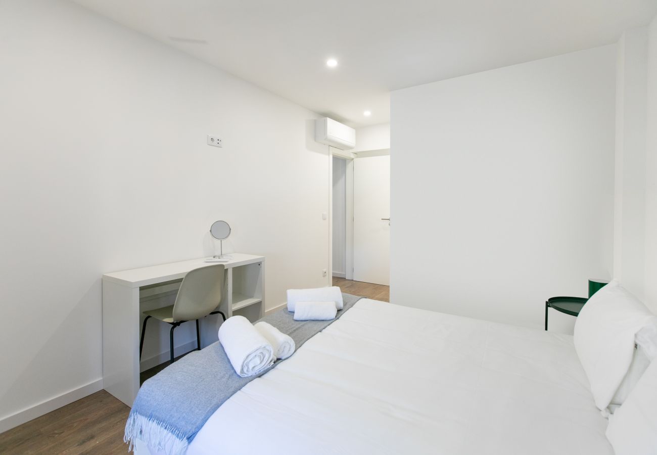 Apartment in Braga - Porta 97 Residence - 3 Bedroom Apartment