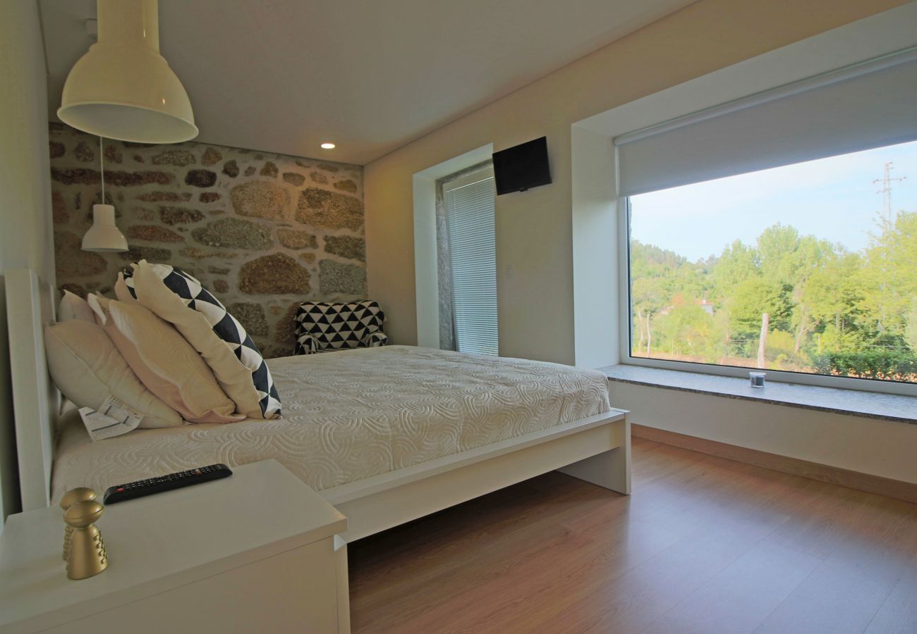 Casa rural en Terras de Bouro - Villa con piscina privada cerca de Gerês