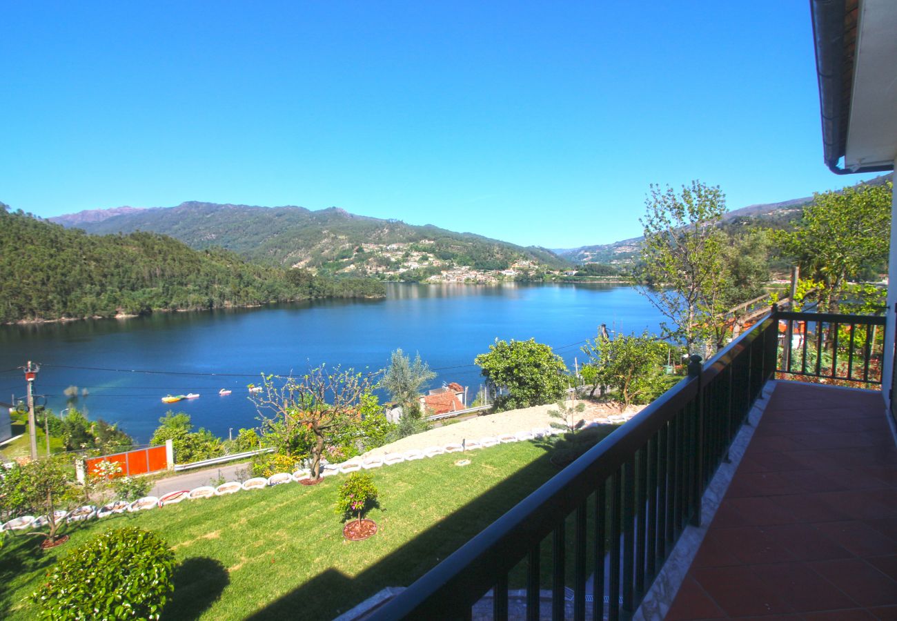 Casa en Gerês - Casa con fantásticas vistas de la Serra do Gerês