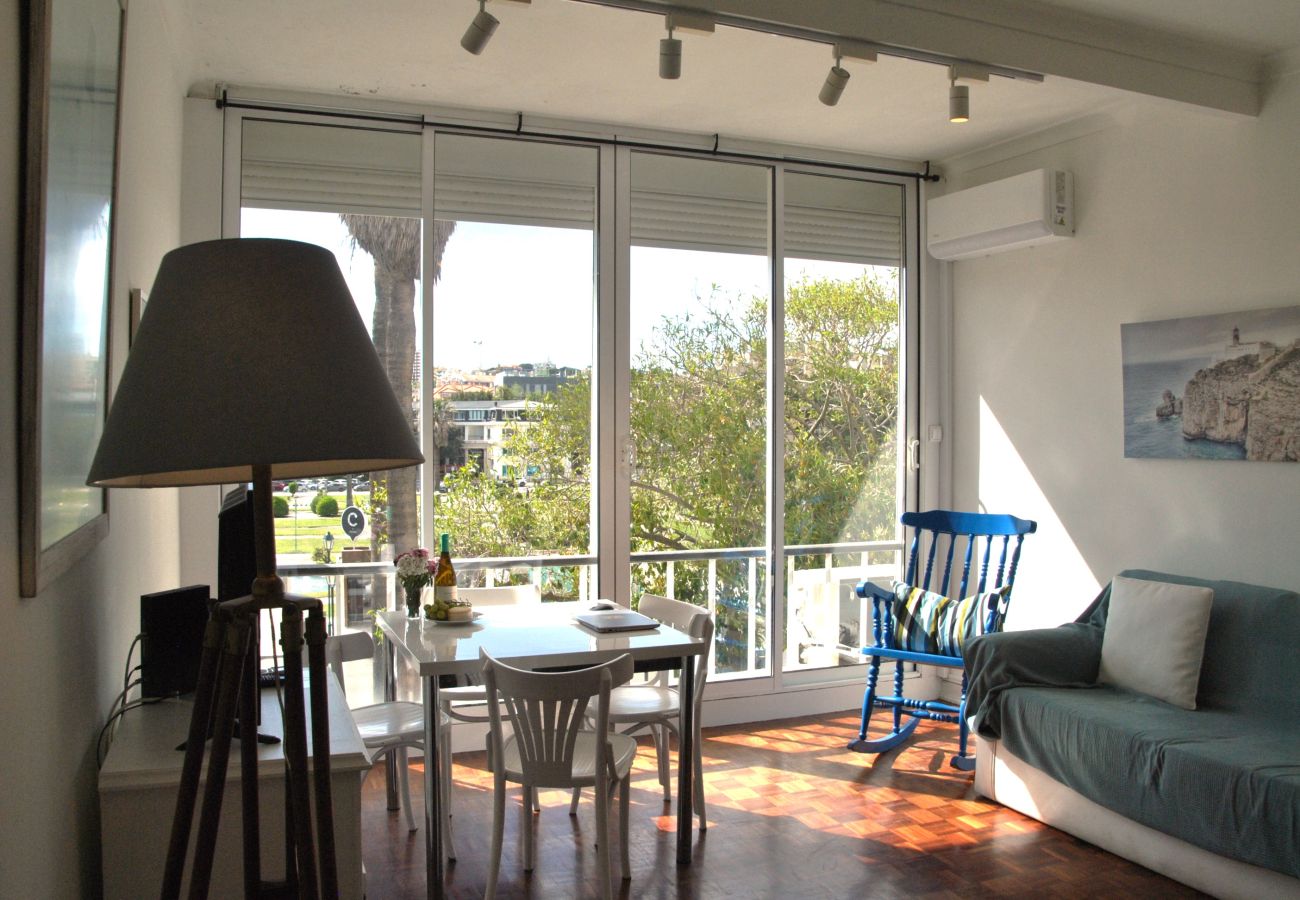 Estudio en Estoril - RENT4REST ESTORIL BEACHFRONT APARTMENT - STUDIO