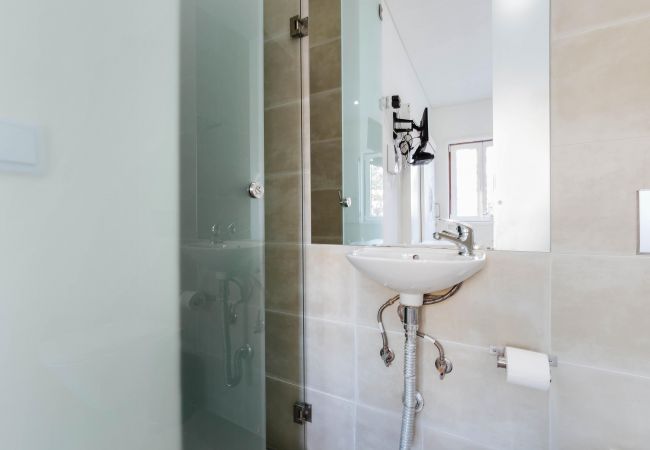 Estudio en Lisboa - L1.2 - LISBON DOWNTOWN TINY STUDIO 2 Estudio en Lisboa - L1.2 - LISBON DOWNTOWN TINY STUDIO 2