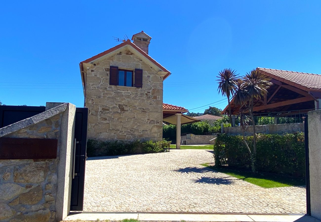 Casa rural en Monção - Terrada casa com piscina em Monção