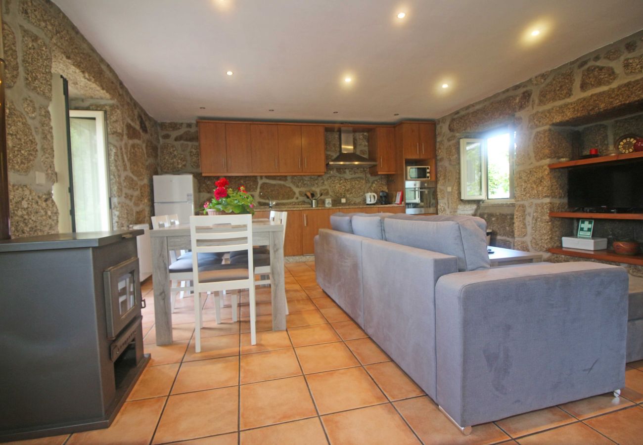 Casa rural en Gerês - Casa Rural para 8 personas