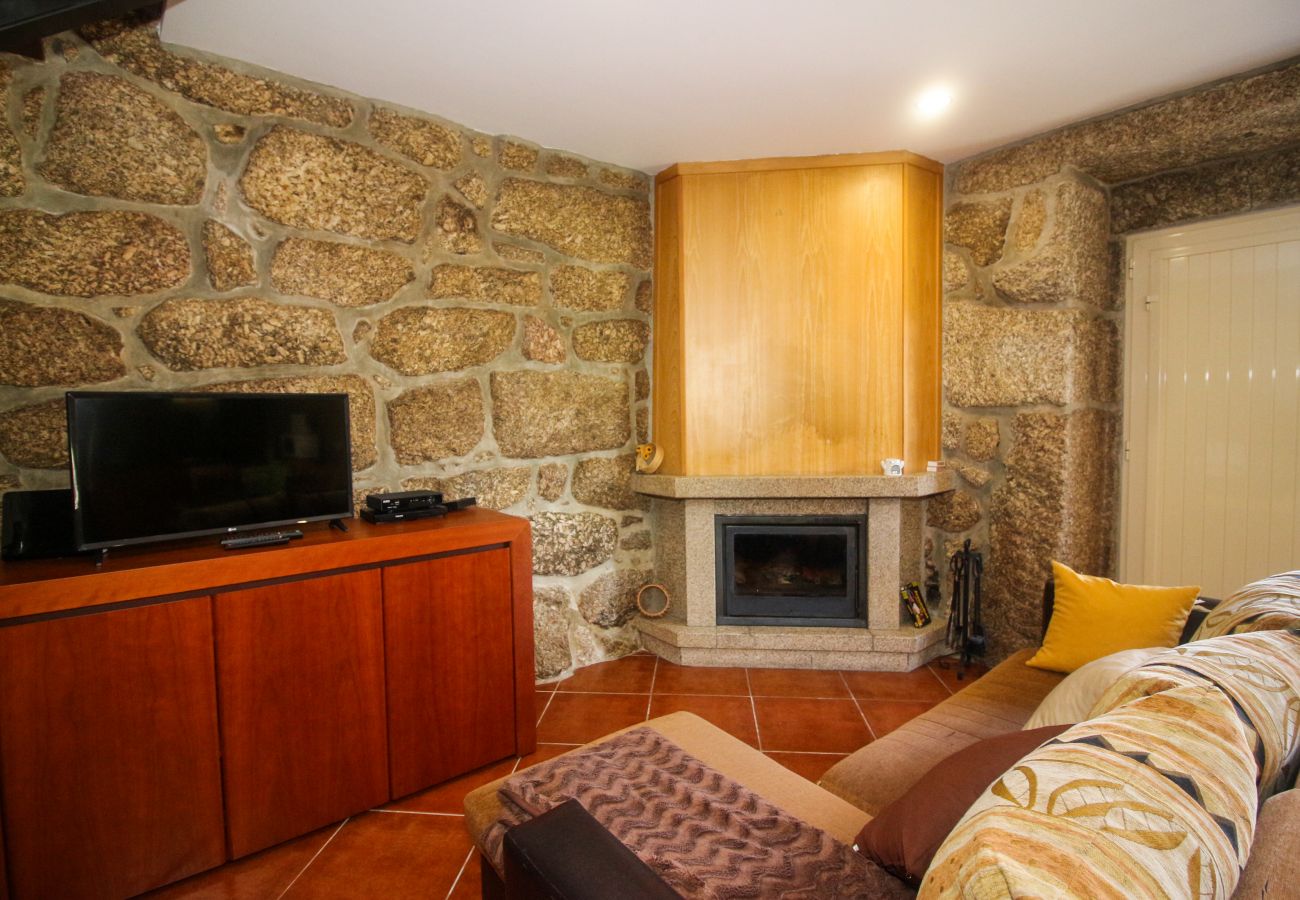 Agroturismo en Vieira do Minho - Casa da Laranjeira Turismo Rural - pet friendly y piscina privada