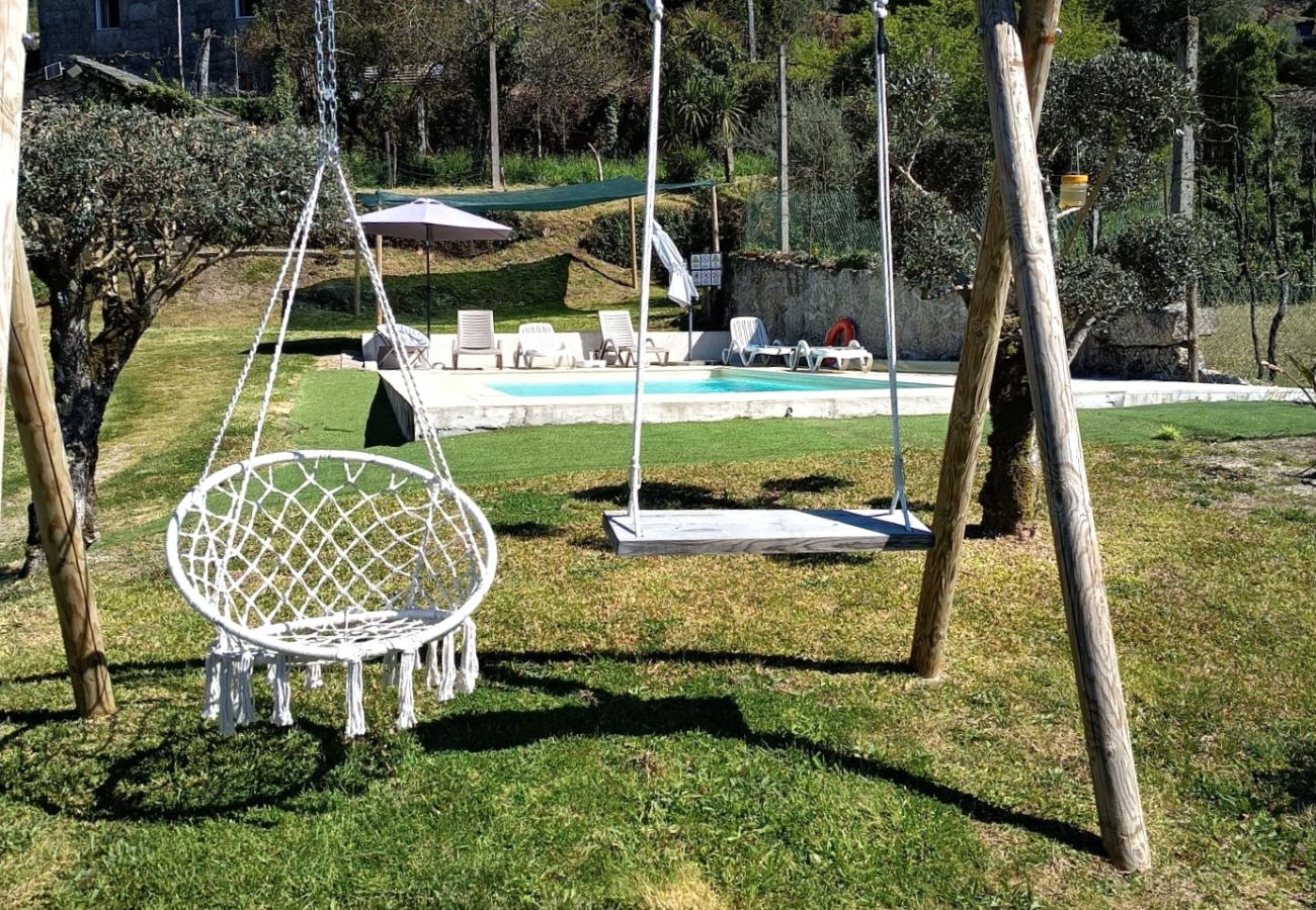 Agroturismo en Vieira do Minho - Casa da Laranjeira Turismo Rural - pet friendly y piscina privada