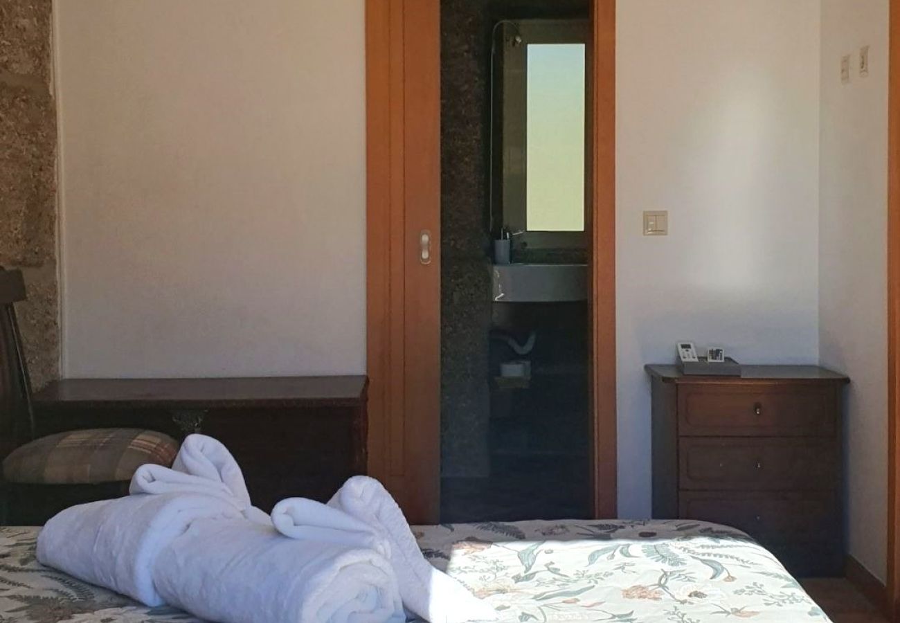 Agroturismo en Vieira do Minho - Casa da Laranjeira Turismo Rural - pet friendly y piscina privada