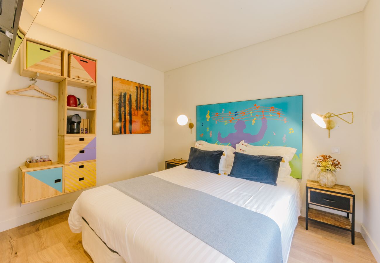 Alquiler por habitaciones en Lisboa ciudad - BAIRRO ALTO MUSIC GUEST HOUSE BEETHOVEN