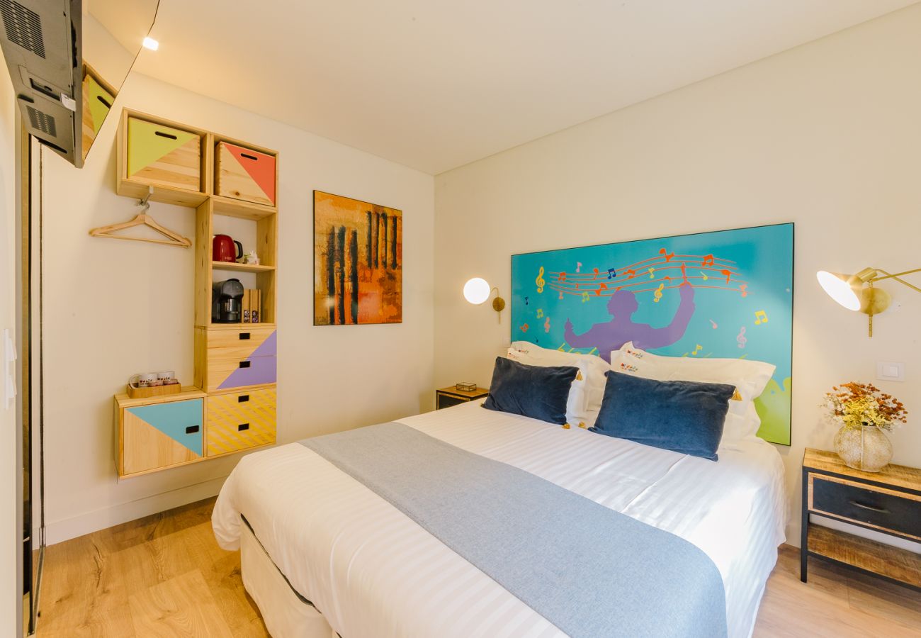 Alquiler por habitaciones en Lisboa ciudad - BAIRRO ALTO MUSIC GUEST HOUSE BEETHOVEN