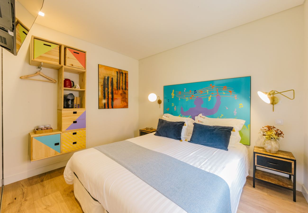 Alquiler por habitaciones en Lisboa ciudad - BAIRRO ALTO MUSIC GUEST HOUSE BEETHOVEN