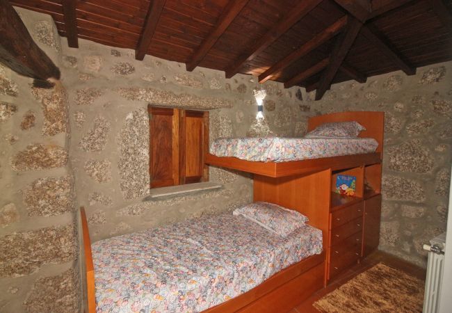 Casa rural en Terras de Bouro - Cabaninhas House Casa rural en Terras de Bouro - Cabaninhas House