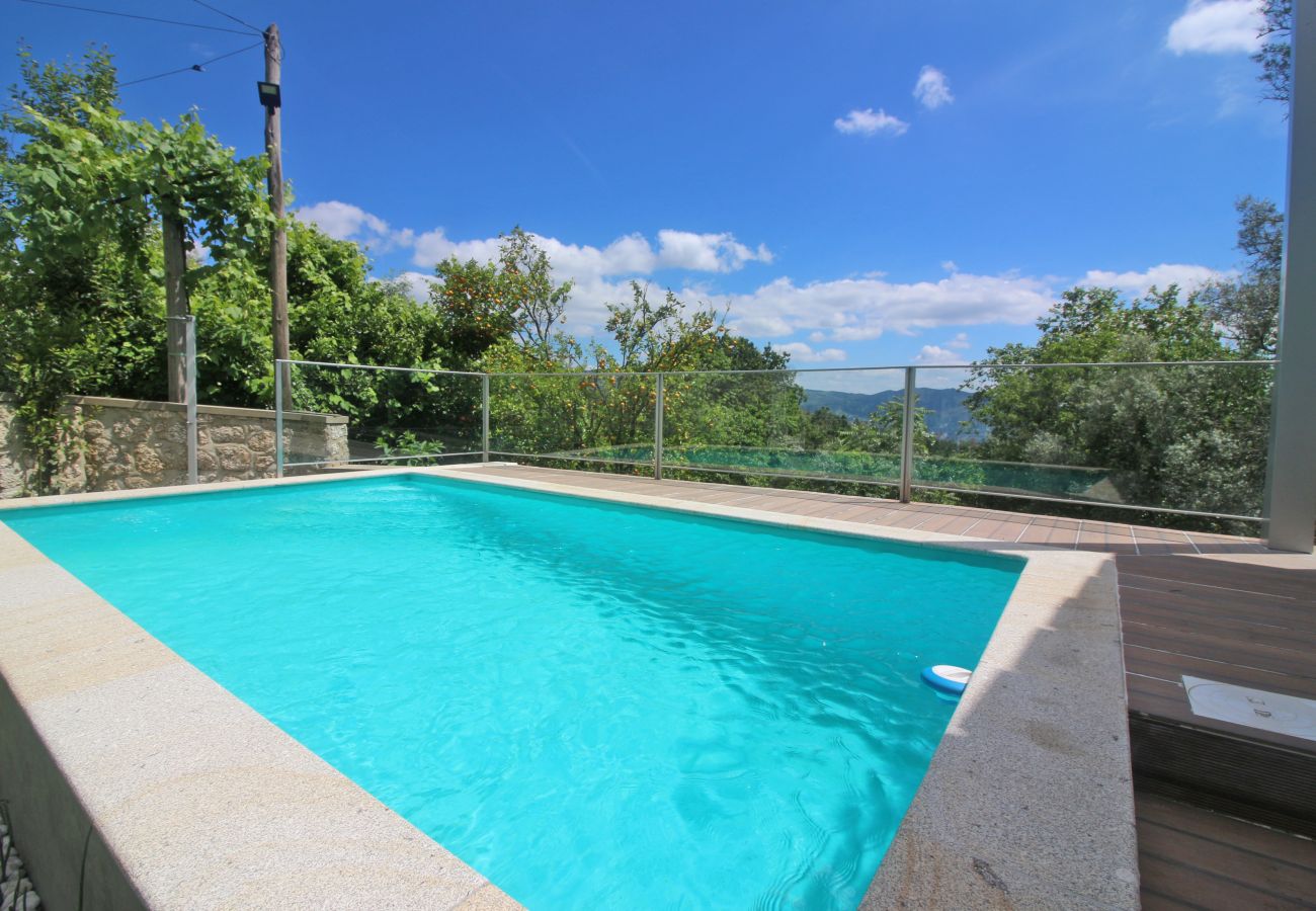 Casa rural en Terras de Bouro - Casa rural con piscina