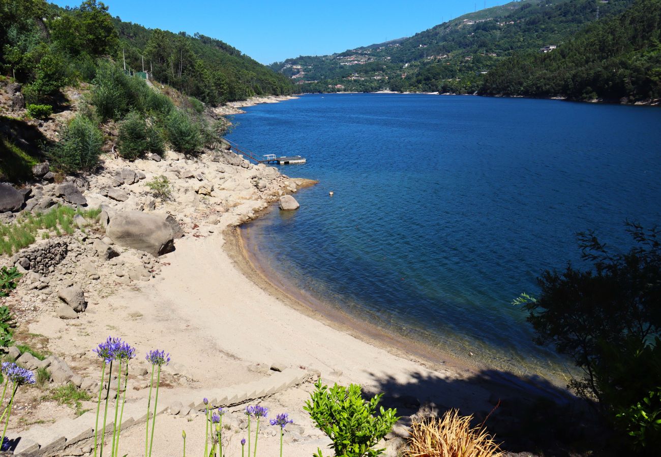 Apartamento en Gerês - Apartamento con Playa Privada en Gerês