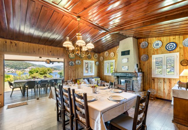 Chalet en Gerês - Chalé da Caniçada Chalet en Gerês - Chalé da Caniçada