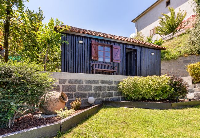 Chalet en Gerês - Chalé da Caniçada Chalet en Gerês - Chalé da Caniçada