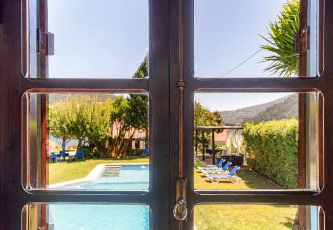 Chalet en Gerês - Chalé da Caniçada Chalet en Gerês - Chalé da Caniçada