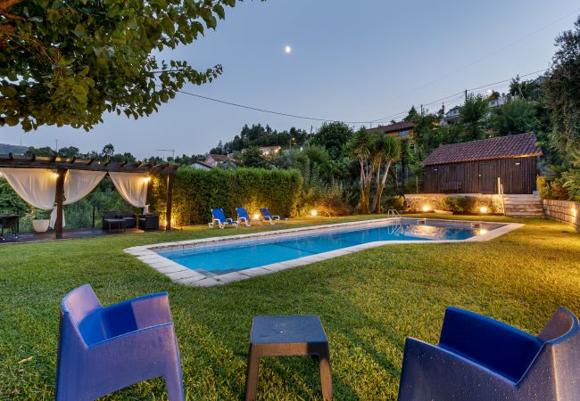 Chalet en Gerês - Chalé da Caniçada Chalet en Gerês - Chalé da Caniçada