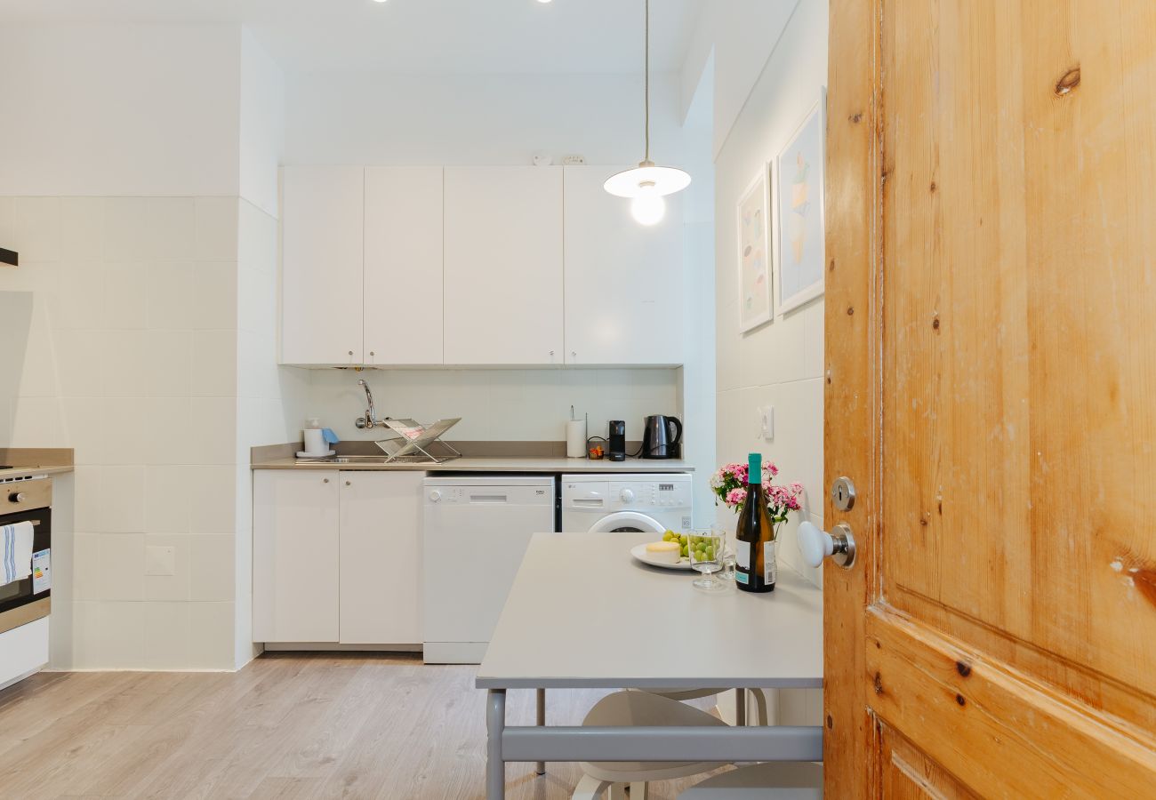 Apartamento en Lisboa ciudad - RENT4REST CASTLE VIEW FAMILY & FRIENDS BAIRRO ALTO