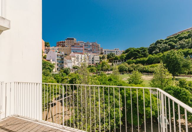 Apartamento en Lisboa - L8 Graca 2Bdr Pool Castle View & Park Apartamento en Lisboa - L8 Graca 2Bdr Pool Castle View & Park