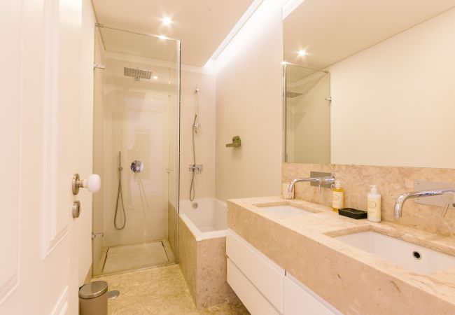 Apartamento en Lisboa - L8 Graca 2Bdr Pool Castle View & Park Apartamento en Lisboa - L8 Graca 2Bdr Pool Castle View & Park